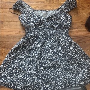 Old Navy Dark blue and White Floral Skirt